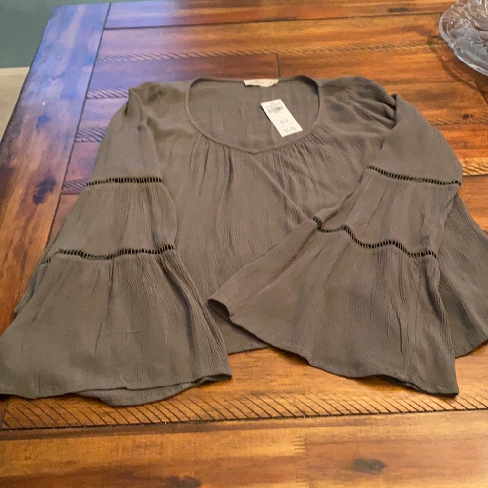 NWT, Green Hollister shirt, S